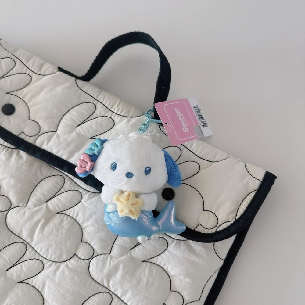 𝟓/𝟐𝟒 𝟐𝟎:𝟎𝟎結單🇰🇷韓國｜正版三麗鷗(美人魚系列)客製化刺繡姓名吊飾-規格圖7