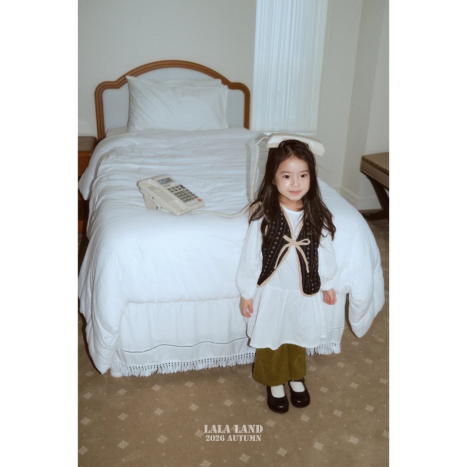 🇰🇷韓國童裝｜2026秋款🍂LALALAND布魯明長版襯衫 / 罩衫洋裝-細節圖5