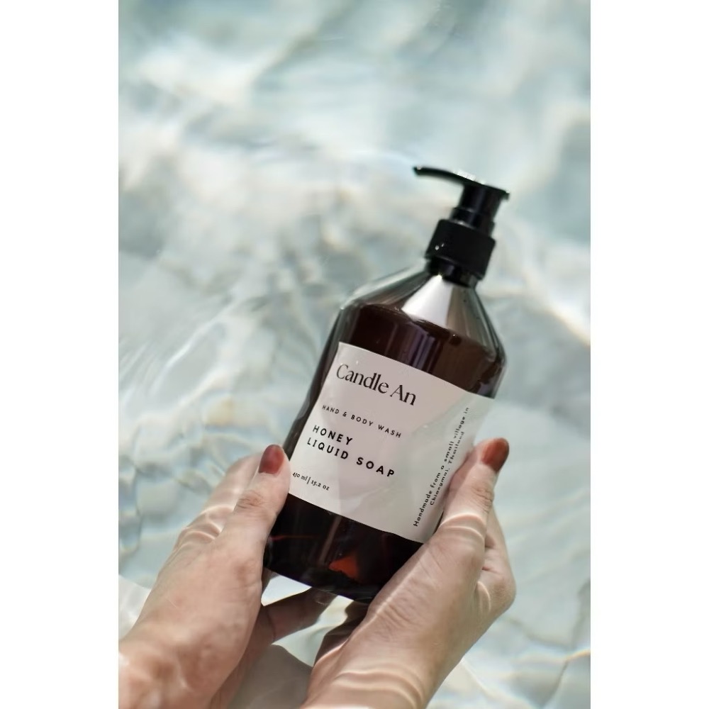〔250/450ml 〕泰國蜂蜜沐浴洗手兩用液態皂 添加清邁小農自產純蜂蜜 滋潤肌膚 質感竹罐-細節圖4