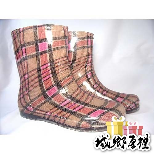 {短筒水晶雨靴}~100%PVC台灣製造~ 短靴 ~雨鞋 ~雨靴 ~適合任何需要防水工作環境~柔軟舒適~內附原廠鞋墊