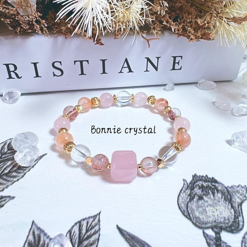 ✨✨ 春日櫻花設計手鍊✨✨粉晶、粉膠花、橘兔毛、白水晶-細節圖2