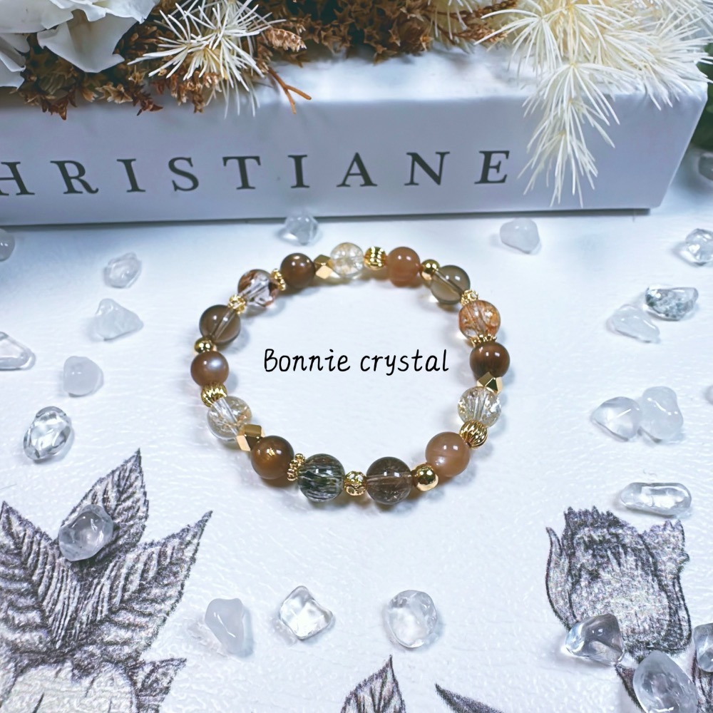 ✨✨ 琥澄設計手鍊✨✨奶茶月光、黑金超、茶晶、錦鯉膠花、黑金骨幹石-細節圖4