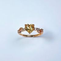 🌼愛心黃水晶戒指