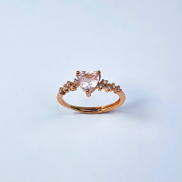 🌼愛心粉晶水晶戒指