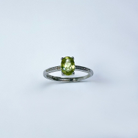 🌼裸石款橄欖石水晶戒指