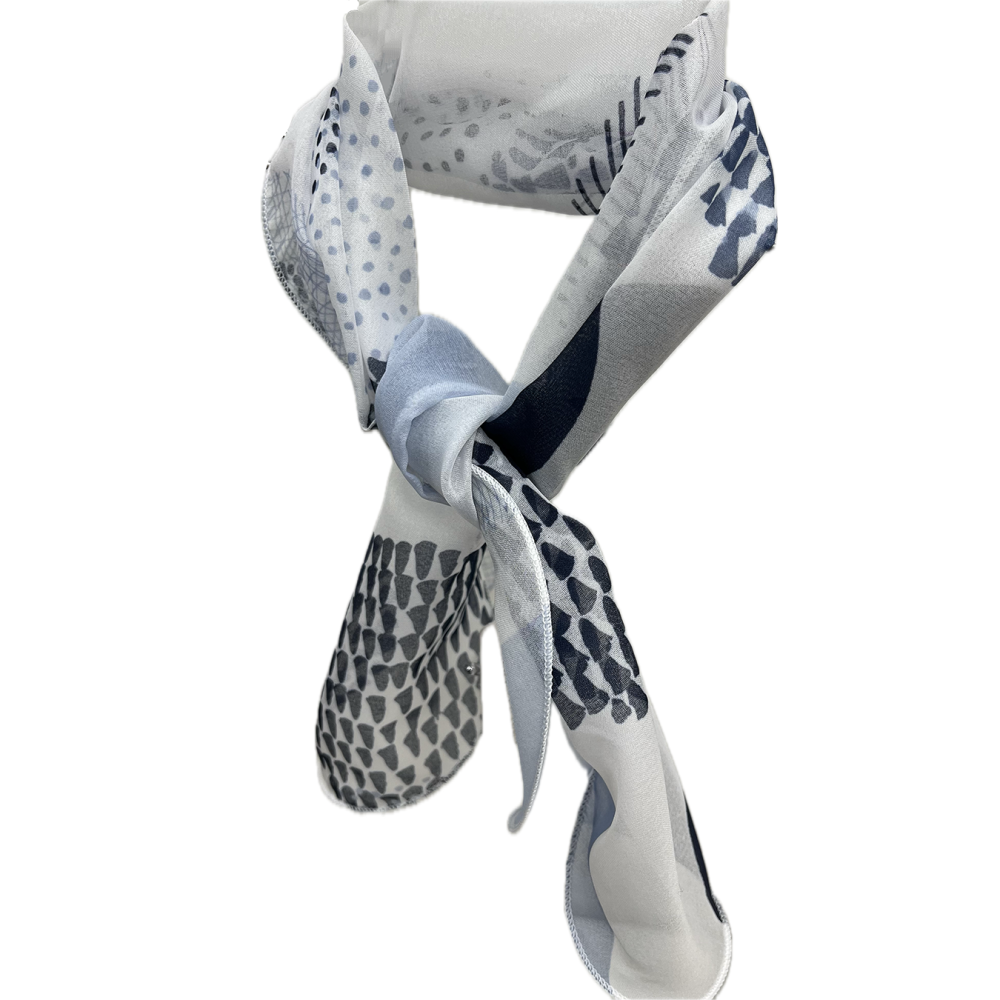 【一草一木】領巾 義大利製 細緻柔軟 圍巾 方巾 脖圍 輕薄透光 簡約時尚 可自行造型 包包造型 四季皆適用~紅色圈圈-細節圖4