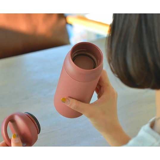 【一草一木】KINTO 手提式保溫瓶 500ml 魔法瓶 保溫保冷 超輕量 日本版 送禮 生日 簡約風格-細節圖4