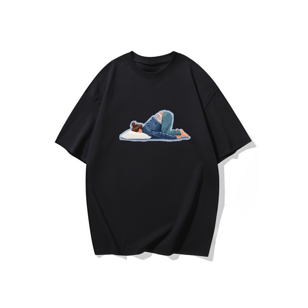 台灣現貨 100%重磅純棉 今天不想動 女孩趴在枕頭裡 短袖t恤 長袖 兒童 情侶 大尺碼上衣 男女生服飾-細節圖4