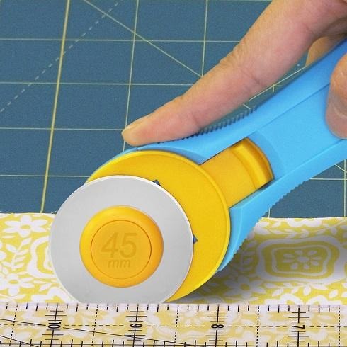 OLFA改良式45m/m 裁布刀RTY-2C/YEL RTY-2/C RTY-2C/PIK 拼布刀 裁布刀 切割刀-細節圖7
