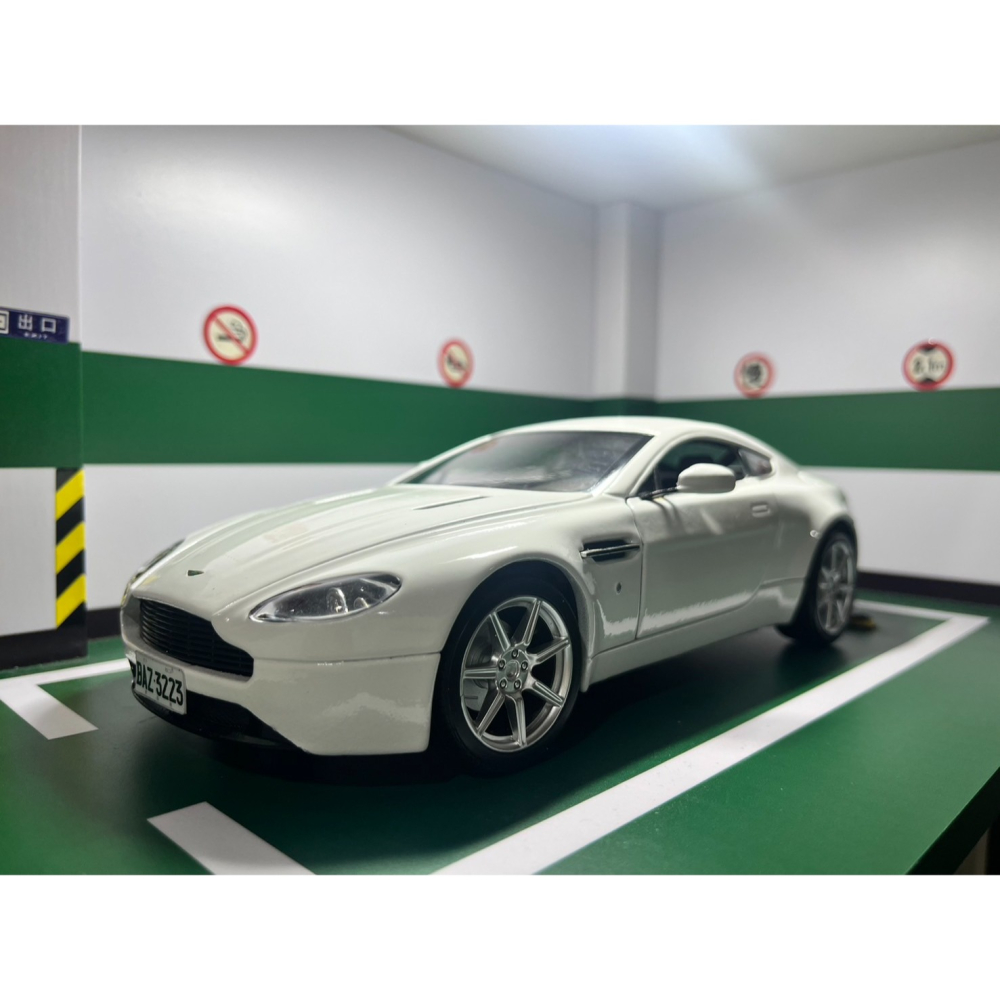 1/18 Aston Martin 模型車客製化 請聊聊與我討論 請勿直接下單 客製化模型車 給最特別的您 黑鑽石車業-細節圖2