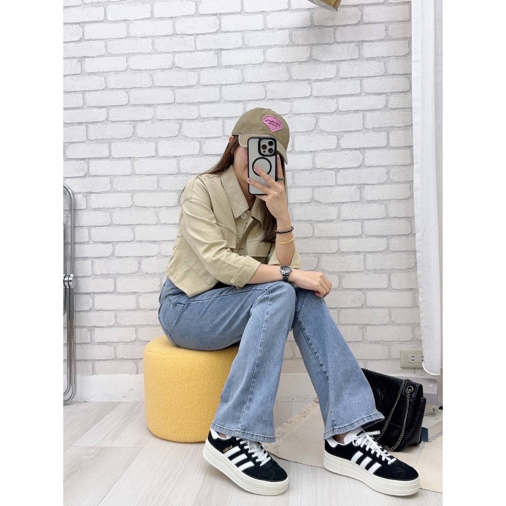 ✴️現貨✴️#7590 ✴️三釦收腹喇叭褲  ✴️S-2L 牛仔褲 喇叭褲 ✴️-細節圖2