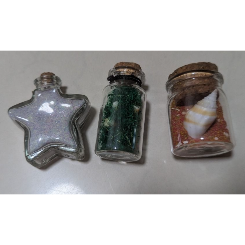 【滿額$1購】 扭蛋 吊飾 杯子 附蛋殼 紫色馬克杯 黃色 紅白 拉鍊手鍊 黃球 小瓶子 玻璃瓶 熊大 耳機塞瓶中沙-細節圖3