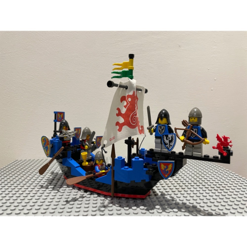 樂高 LEGO 6057 城堡 黑鷹 船 老物 二手