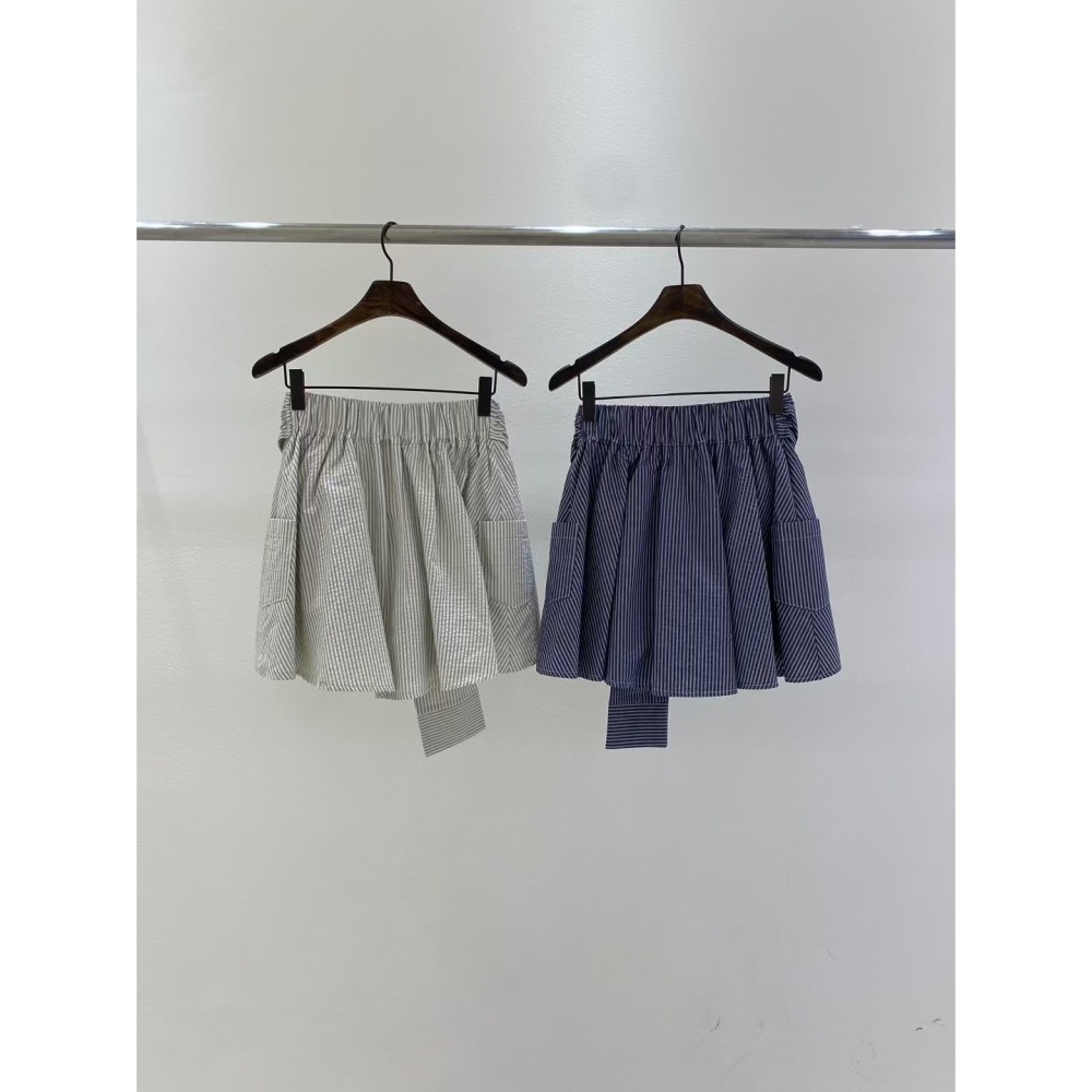 Venus 韓國🇰🇷東大門直送腰間綁帶條紋褲裙-細節圖4