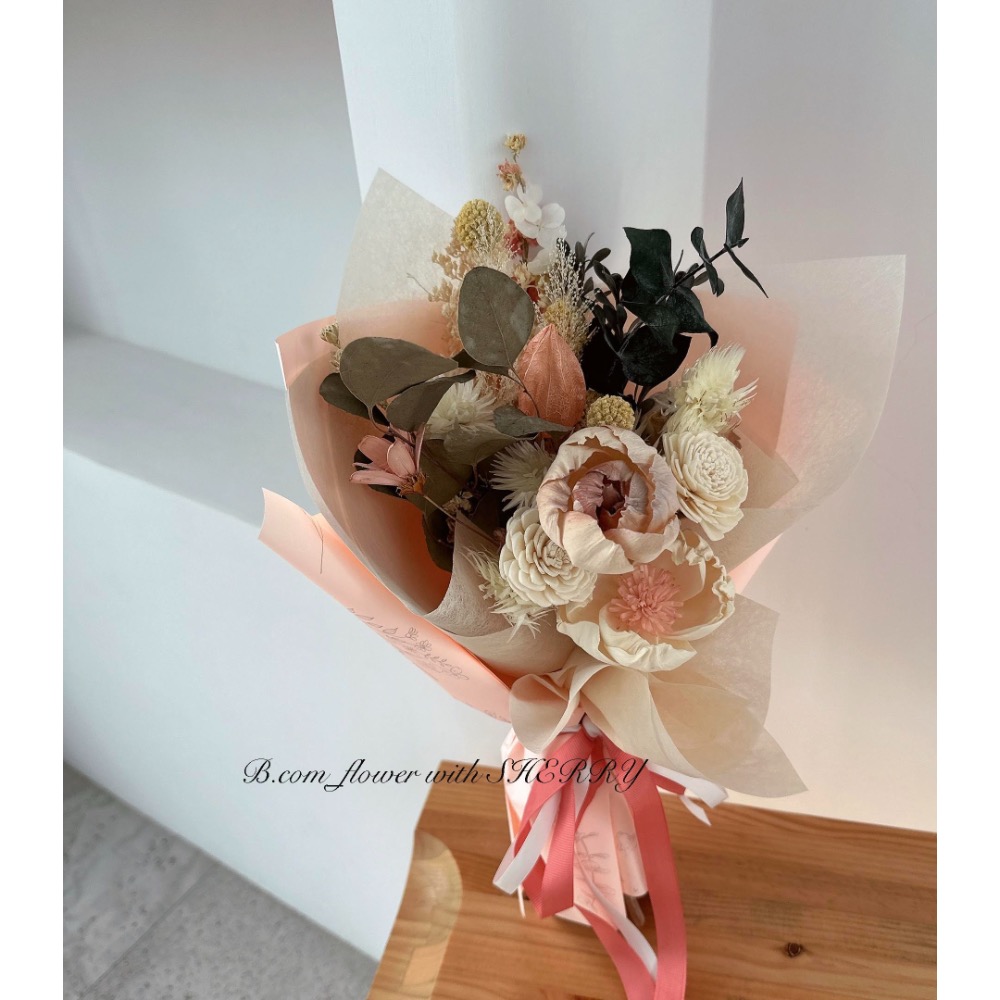 藕粉色/ 白色/ 淡粉色