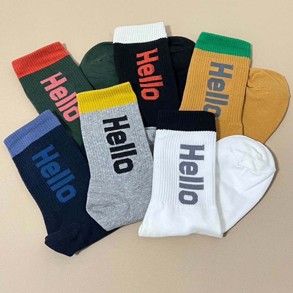 ．中筒襪🧦-撞色字母HELLO 共六色-細節圖2