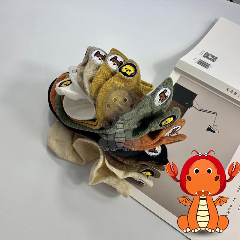 Z-039 女款襪子 夏季船襪 薄款襪子 船襪 透氣吸汗襪子 休閑棉襪子 刺繡狗頭襪子 淺口短襪 唯龍購物-細節圖3