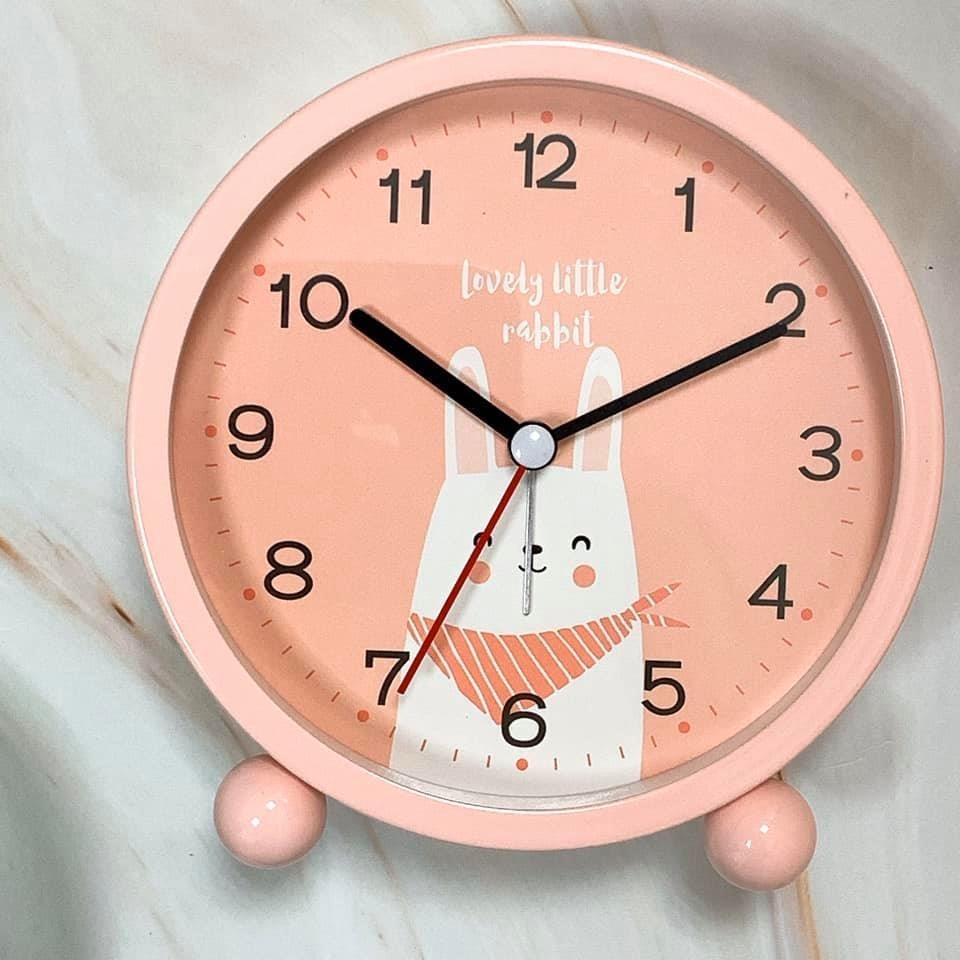 【快速出貨】鐵框靜音bi聲鬧鐘(貓咪/兔子/企鵝/無尾熊) 靜音鬧鐘 BI聲鬧鐘 造型鬧鐘 粉色鬧鐘 粉紅鬧鐘-細節圖3