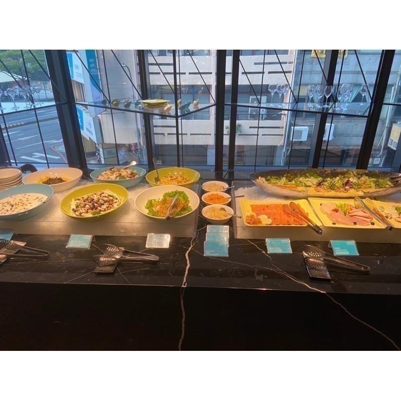 【Rock的家】台中李方艾美酒店 新食譜全日餐廳(吃到飽)平日午/晚餐券 台中可面交-細節圖2