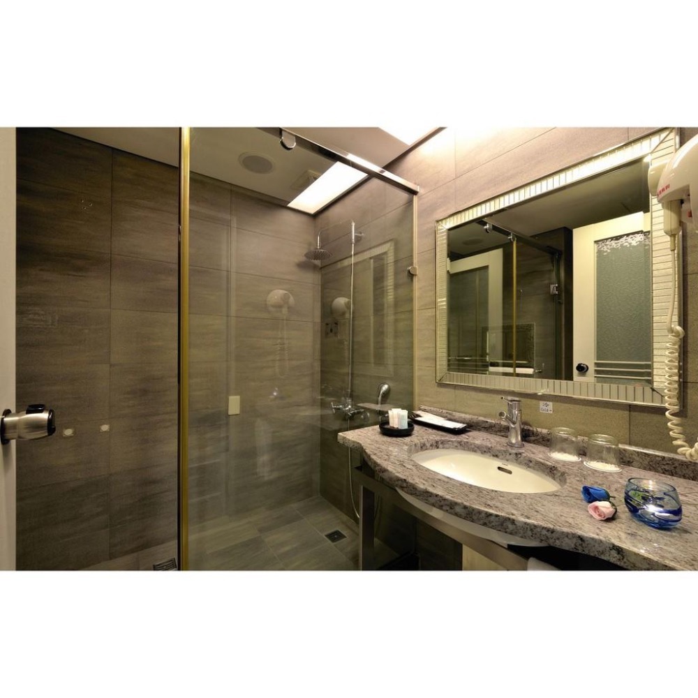 【Rock的家】新店碧潭和昇帝景飯店 雙人房住宿券 含早餐 台中可面交-細節圖2