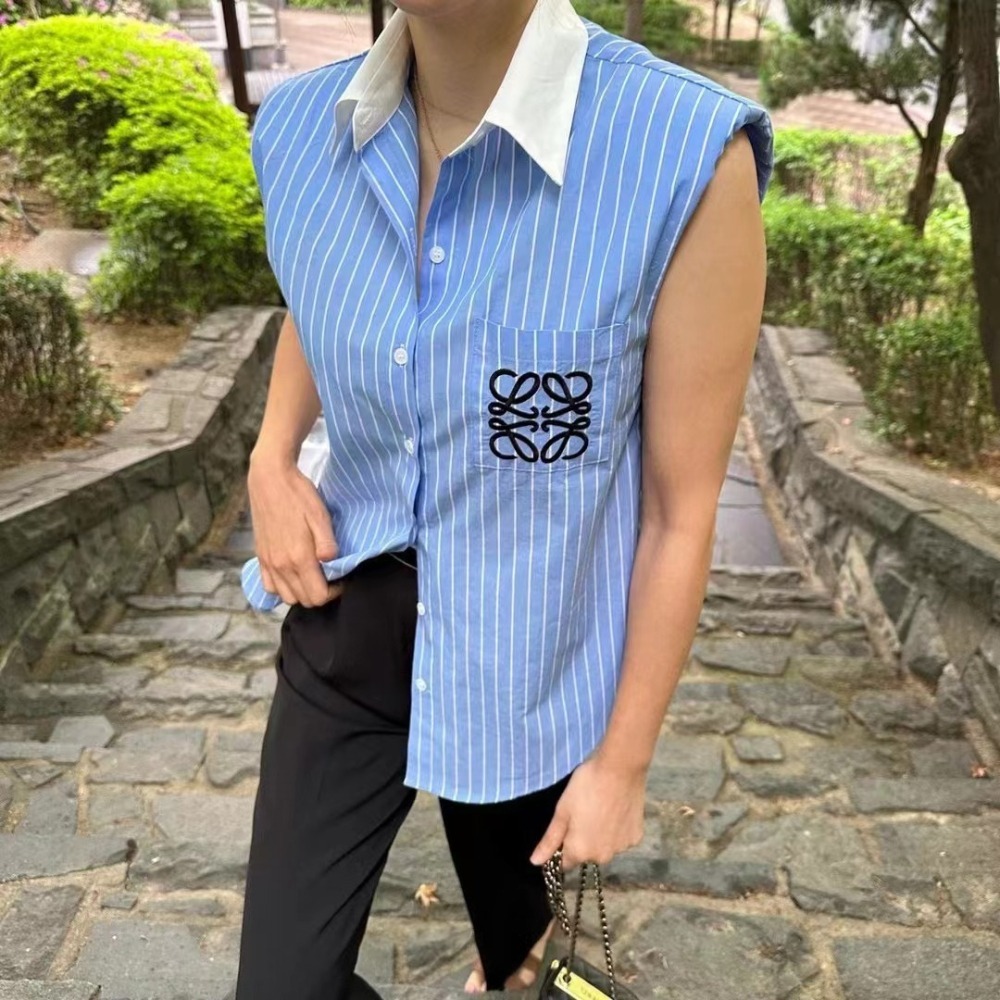 ❣️玖月。September❣️ 正韓 正式感提升口袋圖騰無袖襯衫 預購/現貨藍條 2405A13-細節圖4