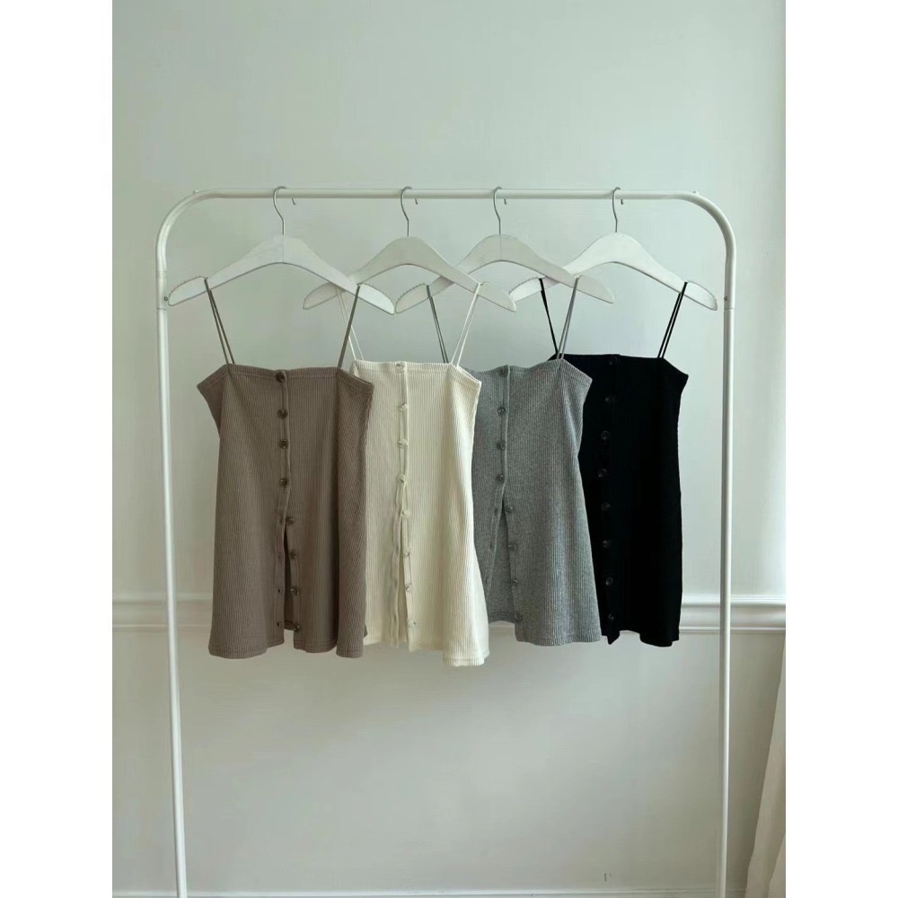 結束營業現貨出清❣️玖月。September❣️ 正韓 金髮歐膩家 羅紋排釦細肩長版背心 2405A18-細節圖8