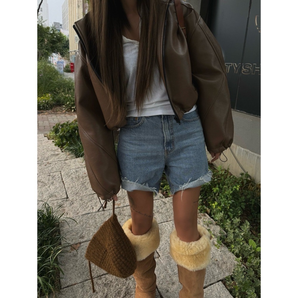 結束營業現貨出清❣️玖月。September❣️ 正韓 街頭家 高質感 抽繩連帽 皮外套 2411A01-細節圖2