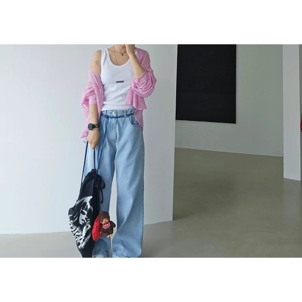 結束營業現貨出清❣️玖月。September❣️正韓 嬌小歐膩家淺刷色款直筒牛仔褲（附腰繩）2506A03-細節圖3