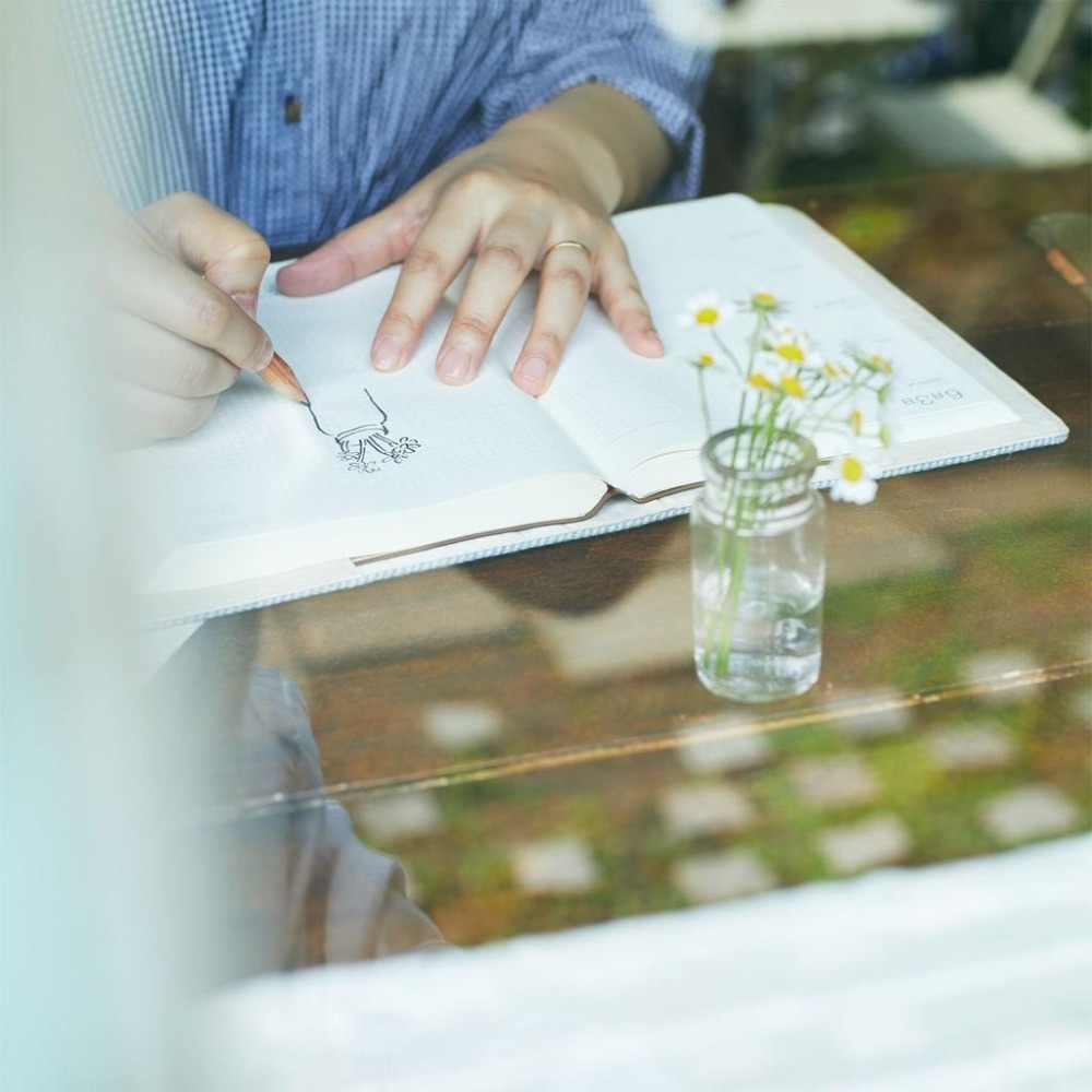 【預購】HOBO五年手帳專用書衣 A5大本 英格蘭黃銅鈕扣包 Search & Collect 人字紋粗花呢 5年手帳-細節圖4