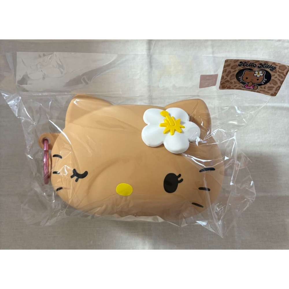 【現貨】日本三麗鷗 HELLO KITTY 矽膠筆盒 棕色日曬款 附愛心扣 收納包 化妝包 烤焦款 澀谷辣妹風-細節圖2