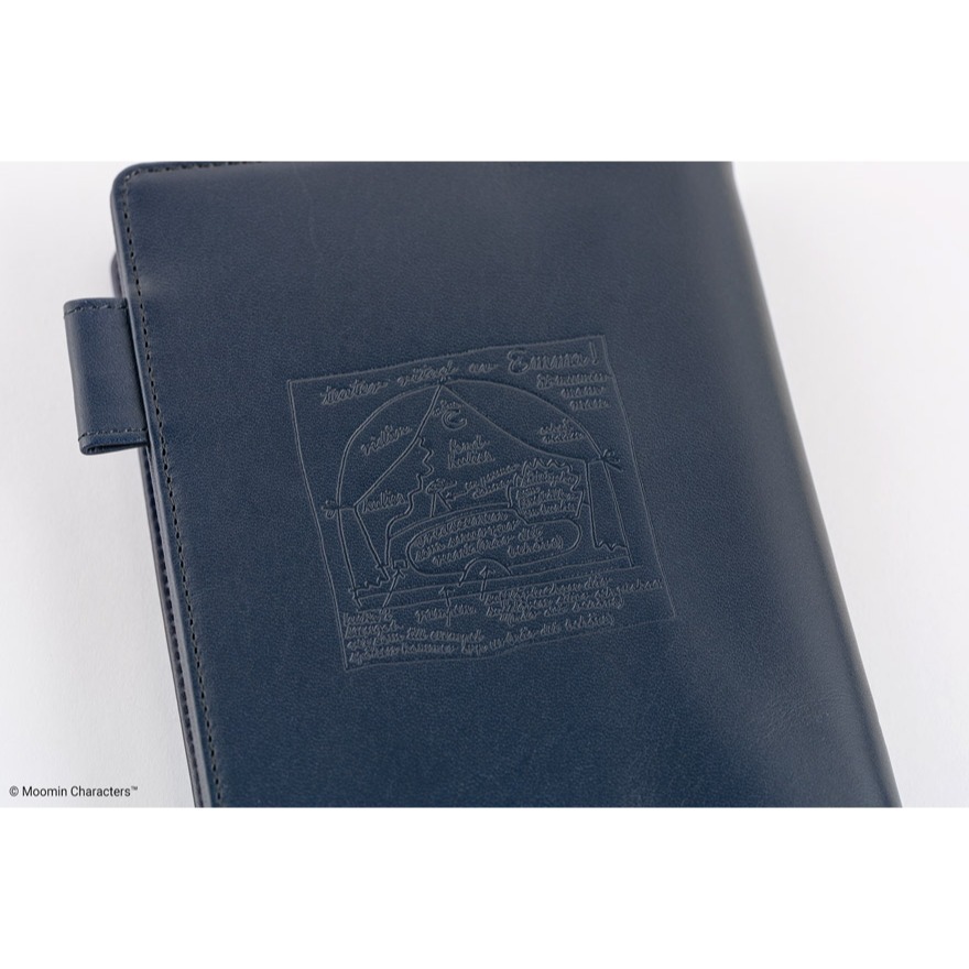 【預購】HOBO日 五年手帳專用書衣 A6文庫本 Moomin 回憶錄 牛皮書衣 思い出の記 嚕嚕米 姆明 HOBO手帳-細節圖10