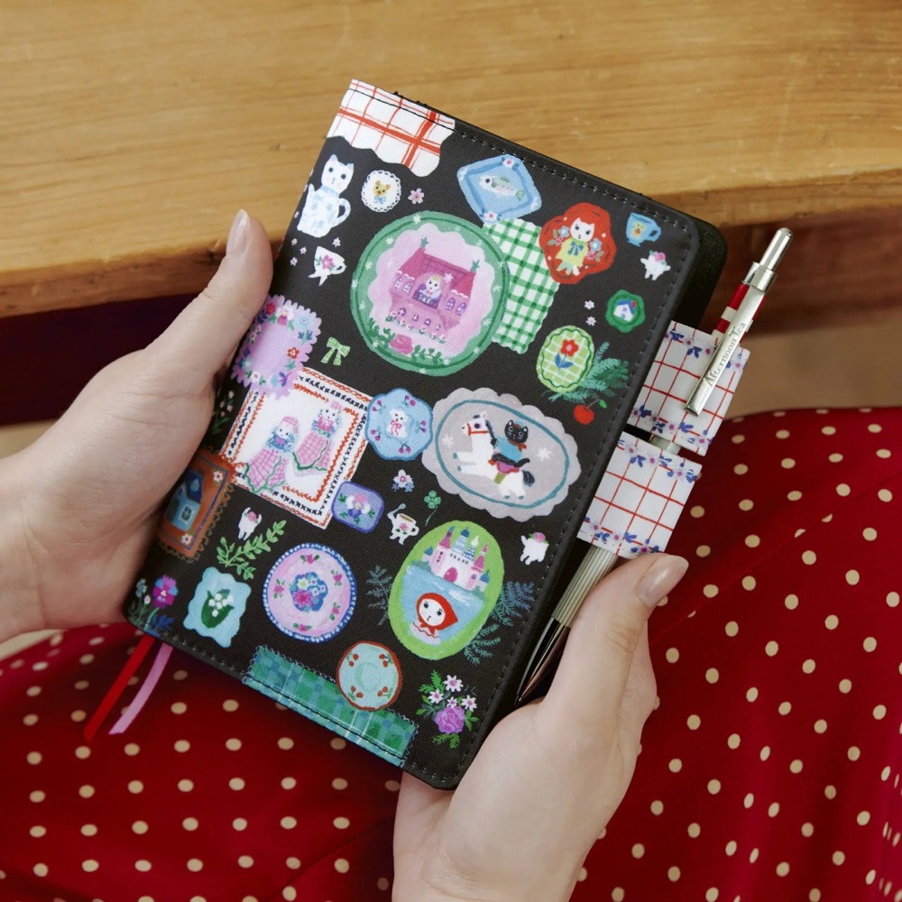 【現貨】HOBO日手帳外皮 A6文庫本 北岸由美 白貓的餐桌裝飾 書皮書衣 Hobonichi HOBO手帳-細節圖2