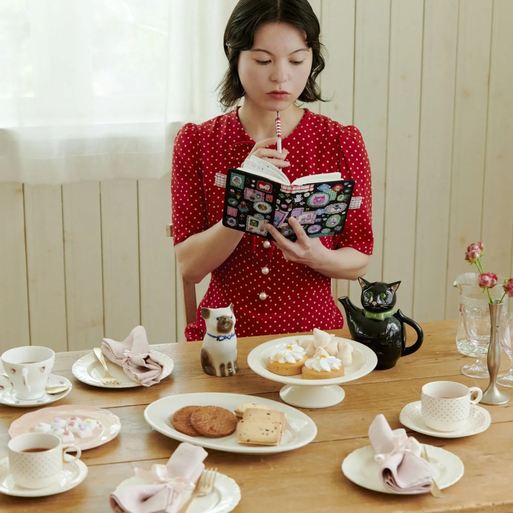 【現貨】HOBO日手帳外皮 A6文庫本 北岸由美 白貓的餐桌裝飾 書皮書衣 Hobonichi HOBO手帳-細節圖5