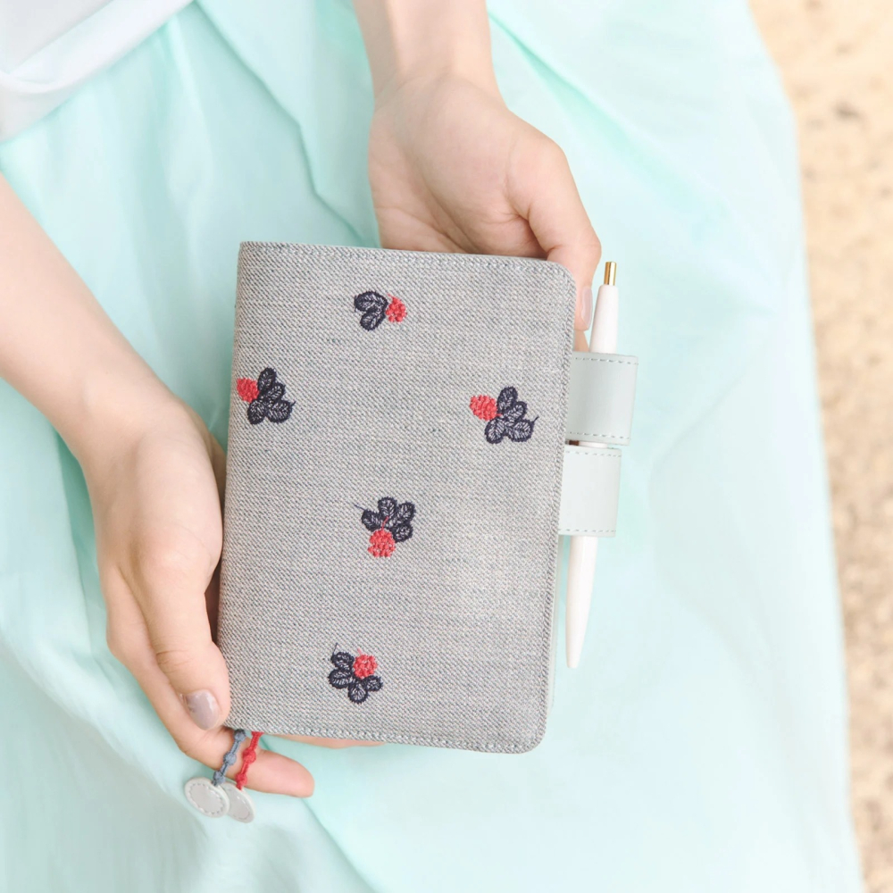 【預購】HOBO日手帳外皮 A6文庫本 light berry（green）皆川明 minä perhonen 書皮書衣-細節圖2