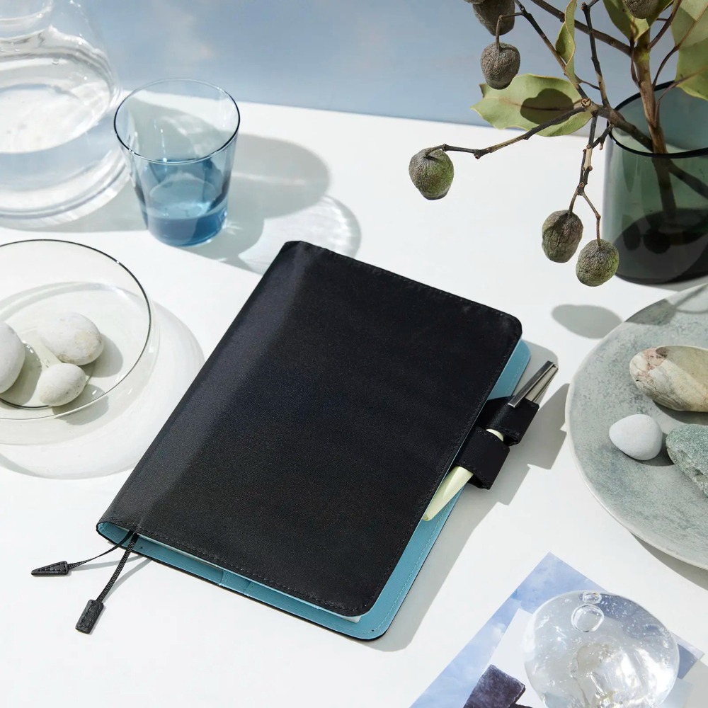 【現貨】HOBO日手帳外皮 A5大本 黑×湛藍 Black x Clear Blue 純色系列 HOBO手帳 書皮 書衣-細節圖2
