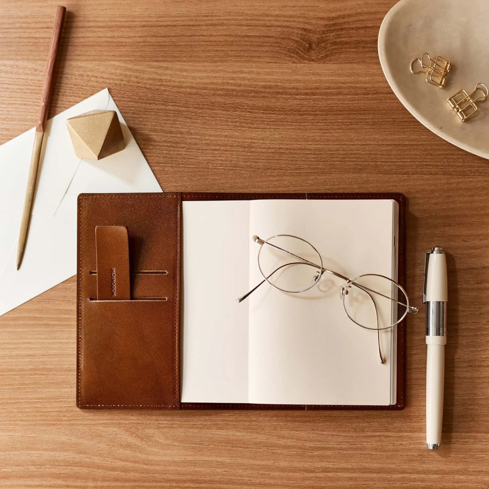 【預購】HOBO日手帳外皮 A6文庫本 Taut 棕色牛皮書衣 瘦身版 牛革書皮 HOBO手帳 Hobonichi-細節圖3