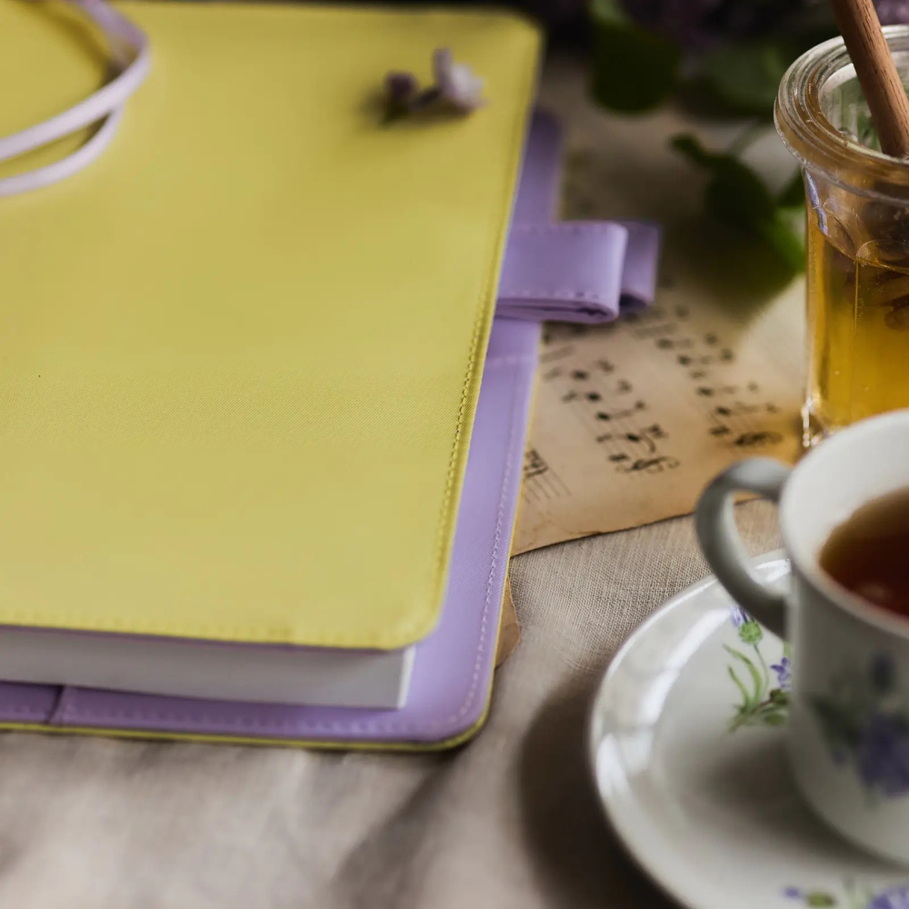 【預購】HOBO日手帳外皮 A5大本 Honey Lilac 蜂蜜黃 x 淡紫 純色系列 書皮 書衣 Hobonichi-細節圖4