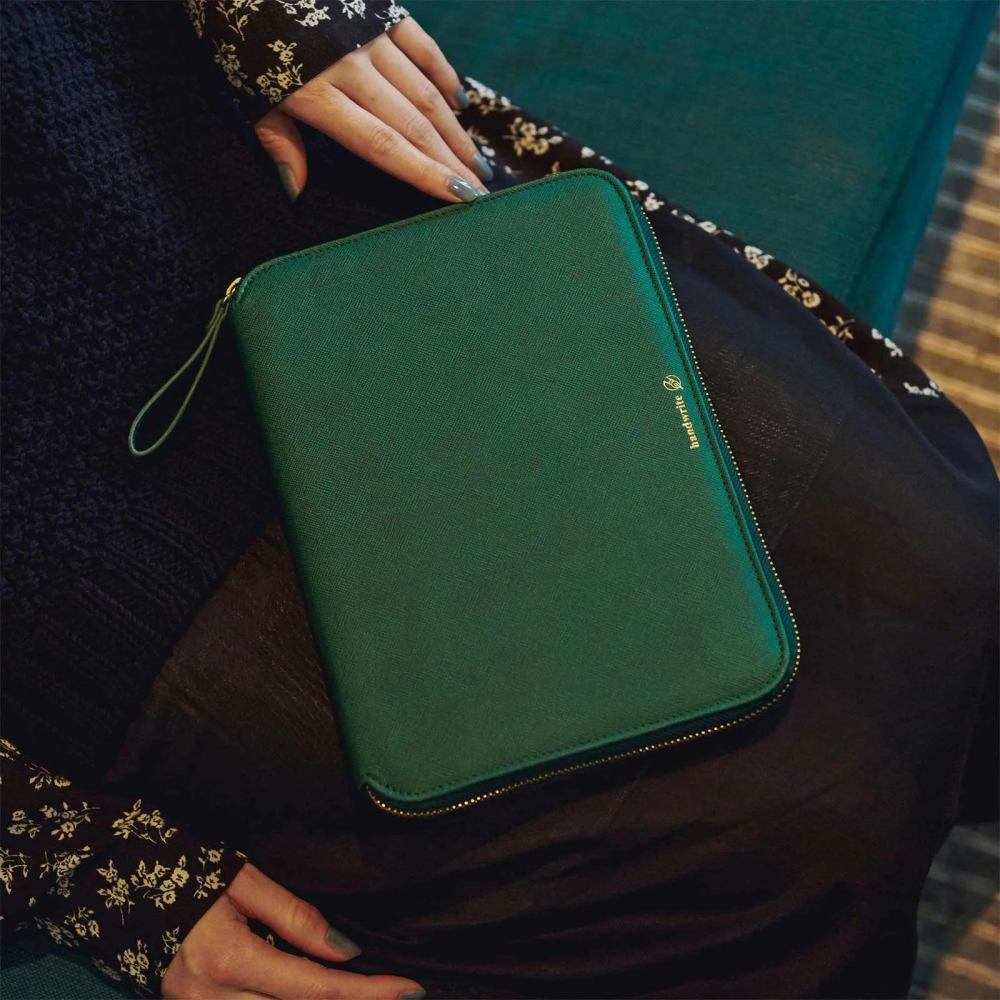 【預購】HOBO日手帳外皮 A5大本 Velluto 深綠壓紋拉鍊包 書皮 書衣 Hobonichi-細節圖2