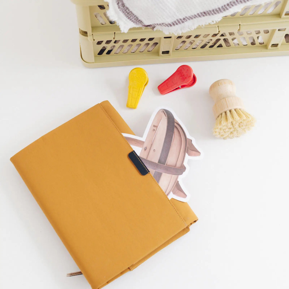 【預購】HOBO日手帳外皮 A5大本 tragen 芥末黃 三折式磁吸書衣 多口袋尼龍書皮書衣 HOBO手帳-細節圖4