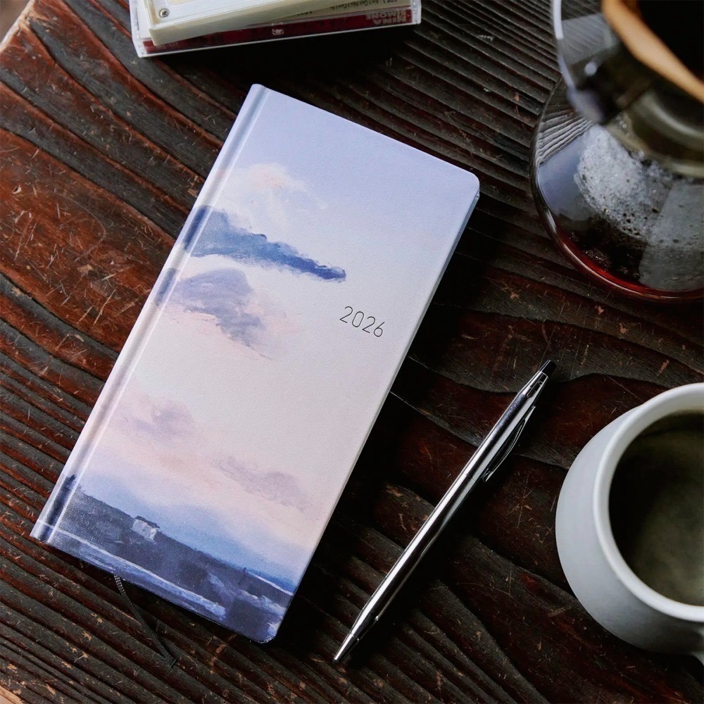 HOBO日2026年Weeks週手帳 坂口恭平 清晨，前往熊本港的路上 日文/英文版 (特典三色筆-細節圖2