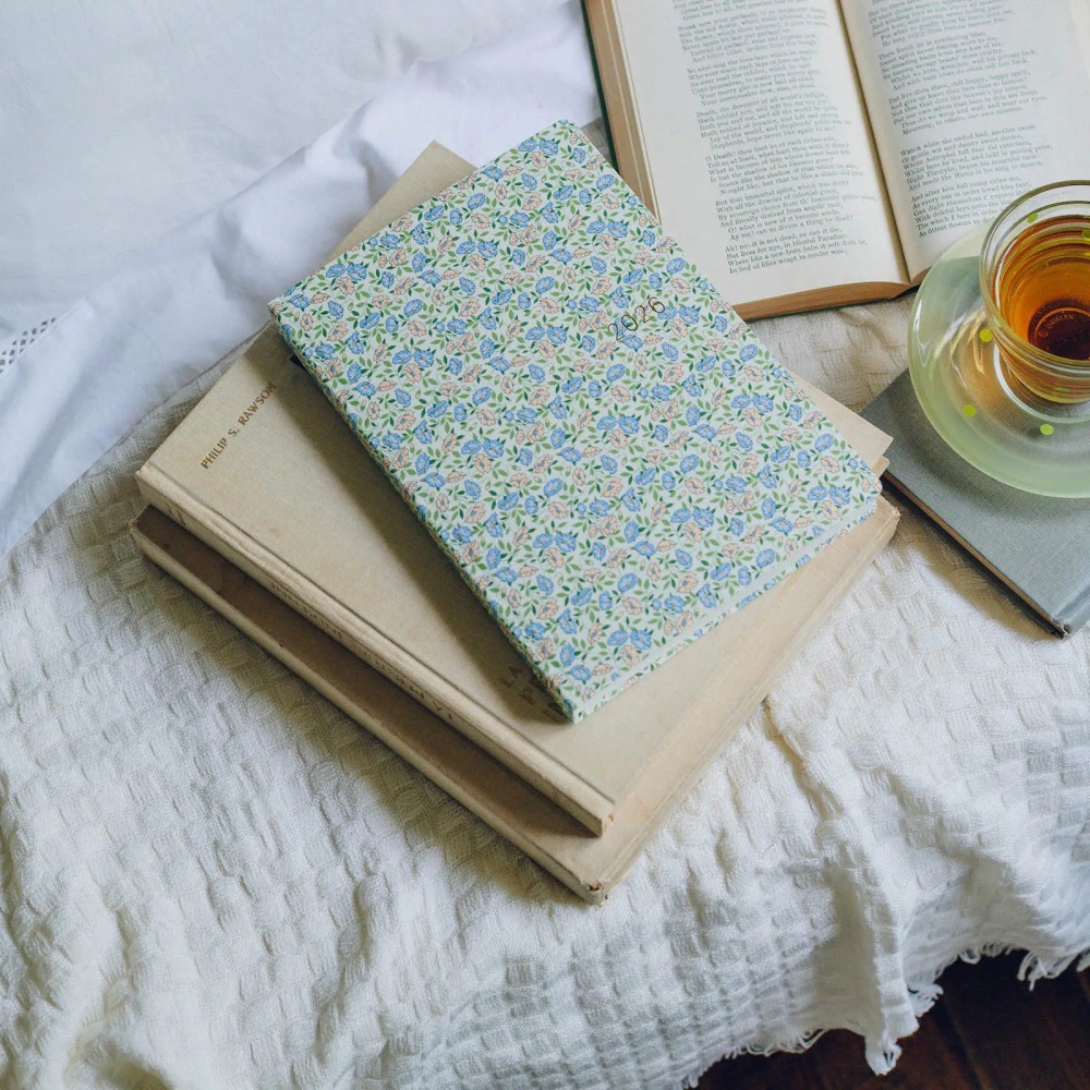 【預購】HOBO日2026年HON手帳書 A5大本 Sasha Kiora 英國Liberty Fabrics 日英兩款-細節圖2