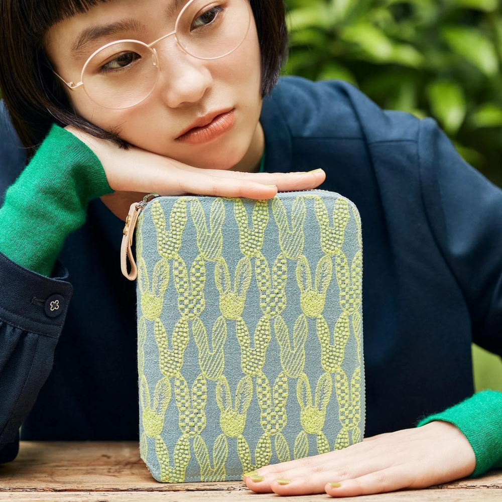 【預購】HOBO日手帳外皮 A6文庫本 pomppia（light blue）皆川明 minä perhonen 拉鍊包-細節圖2