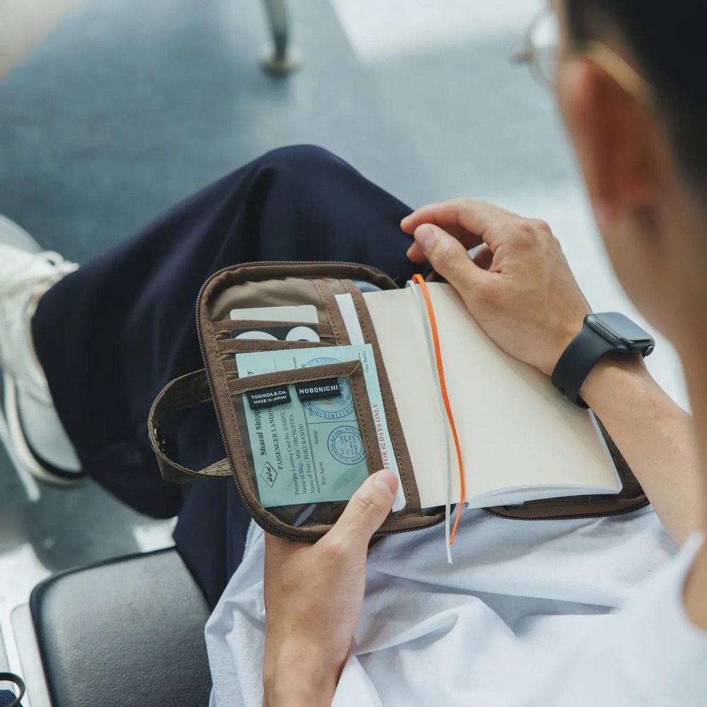 【預購】HOBO日手帳外皮 A6文庫本 POTR Stroll (淺棕色) 拉鍊包 PORTER 書皮書衣-細節圖5