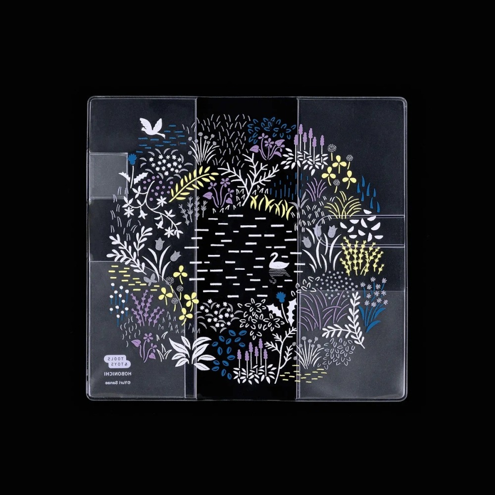 【預購】HOBO日手帳週邊 Weeks Cover 早苗優里 森林中的湖泊 森之湖 圖案印花透明書套保護套-細節圖4