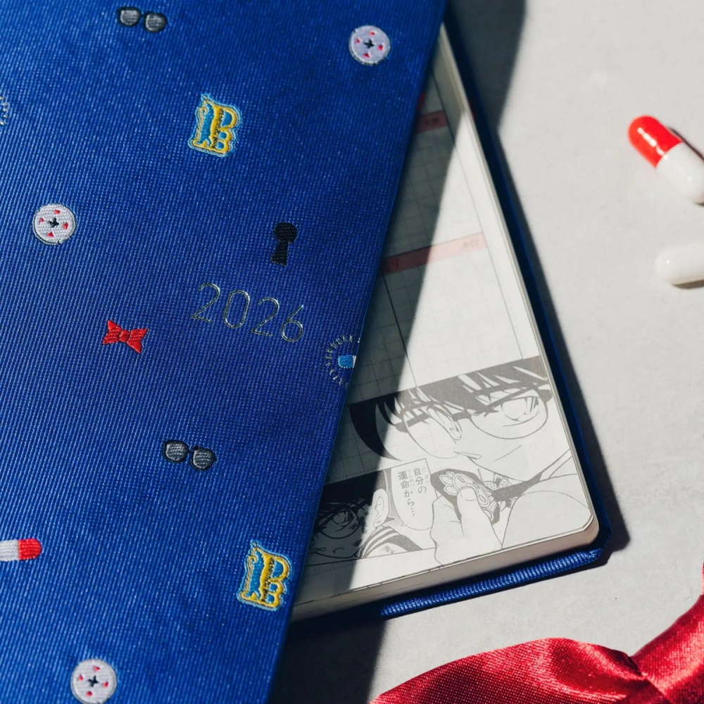 【現貨】春季版 HOBO日2026年Weeks週手帳 柯南主題款 領帶布料 藍色西裝外套-細節圖3