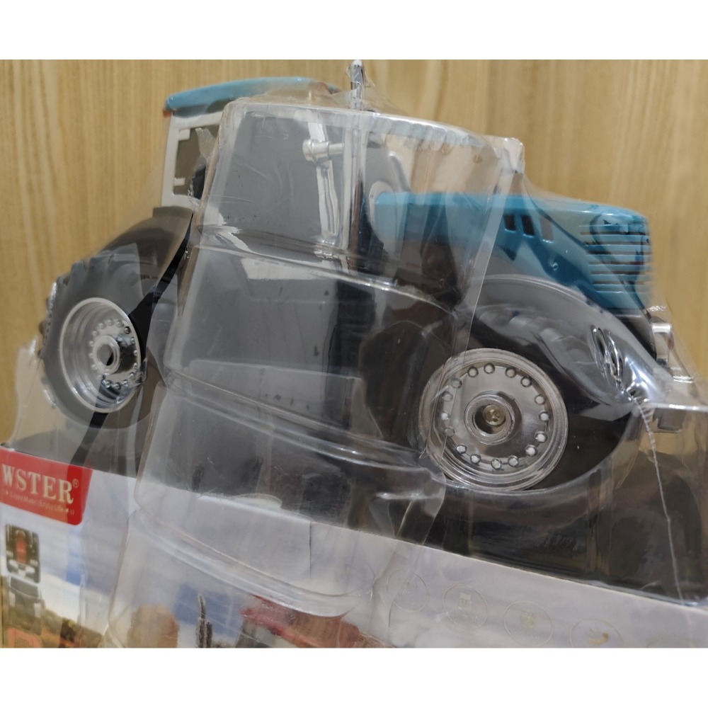 WSTER WS-560 藍芽音箱 / 仿真拖拉機 / 模型擺件 / 震撼音質 / 七彩燈效-細節圖2