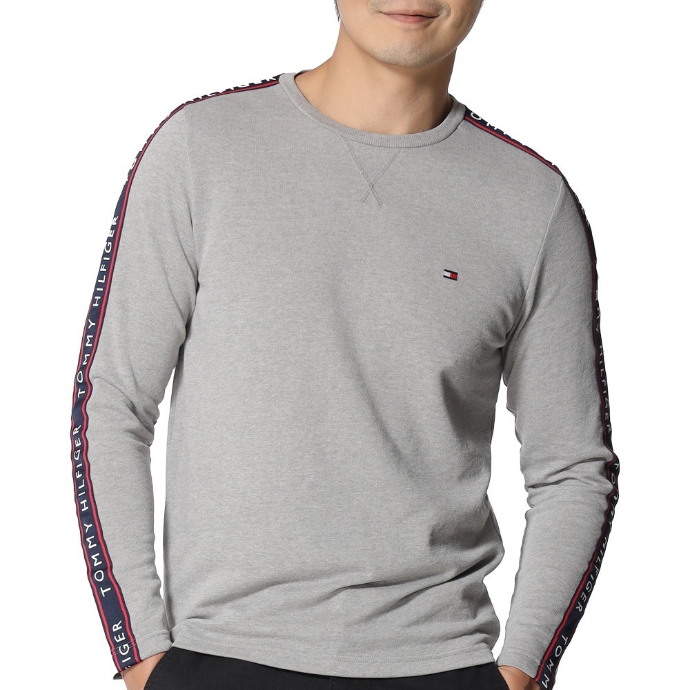 Tommy Hilfiger 簡約休閒透氣 袖子文字LOGO字樣 長袖薄款T恤 09T4257-細節圖2