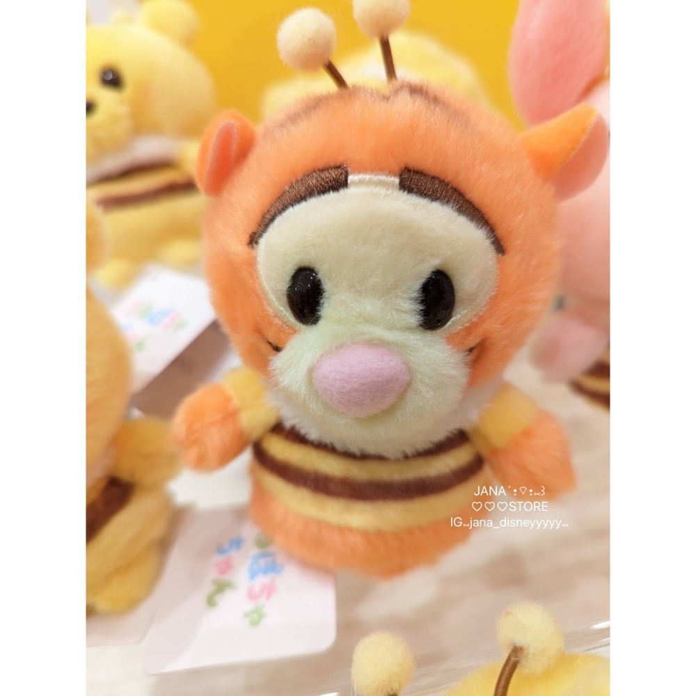日本 迪士尼shop 蜜蜂 小娃娃系列 維尼 小豬 跳跳虎 意兒 小豆-細節圖3