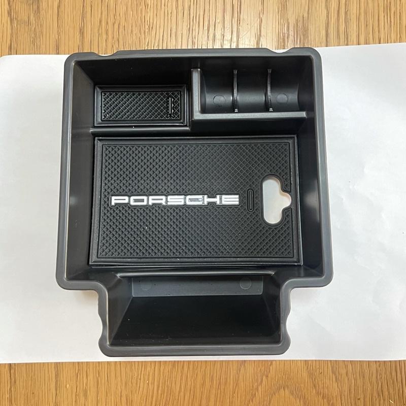 Porsche Macan 收納盒 置物盒 中央扶手置物盒 零錢盒 適用Macan / S / GTS 車系 現貨-細節圖2