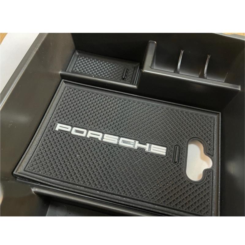 Porsche Macan 收納盒 置物盒 中央扶手置物盒 零錢盒 適用Macan / S / GTS 車系 現貨-細節圖3